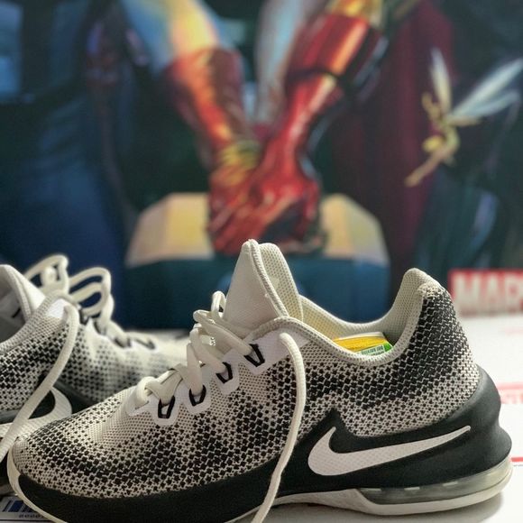 Nike Air Max infuriate youth size 4 - Picture 5 of 7